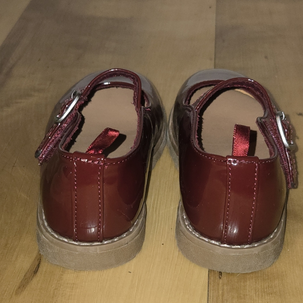 Old Navy Girls Size 9 Chunky Mary Jane Faux Patent Leather Shoes Spicy Burgundy - Picture 3 of 5